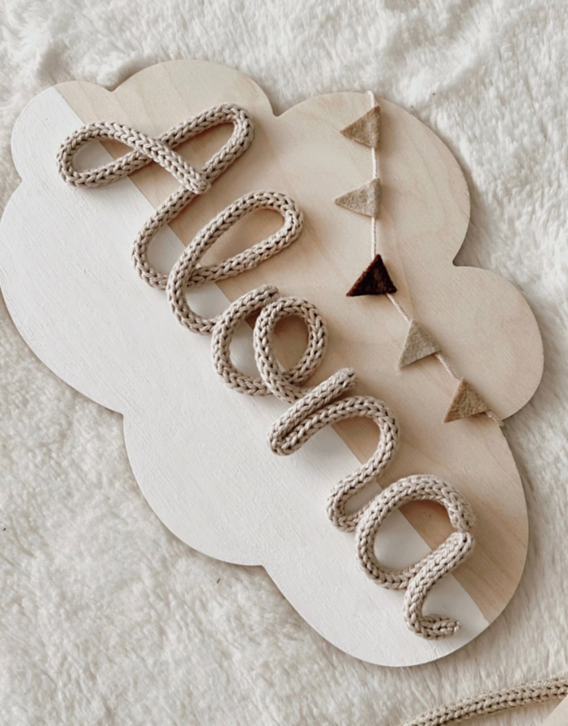 {"eId":"1359382194539150","CameraPosition":1}