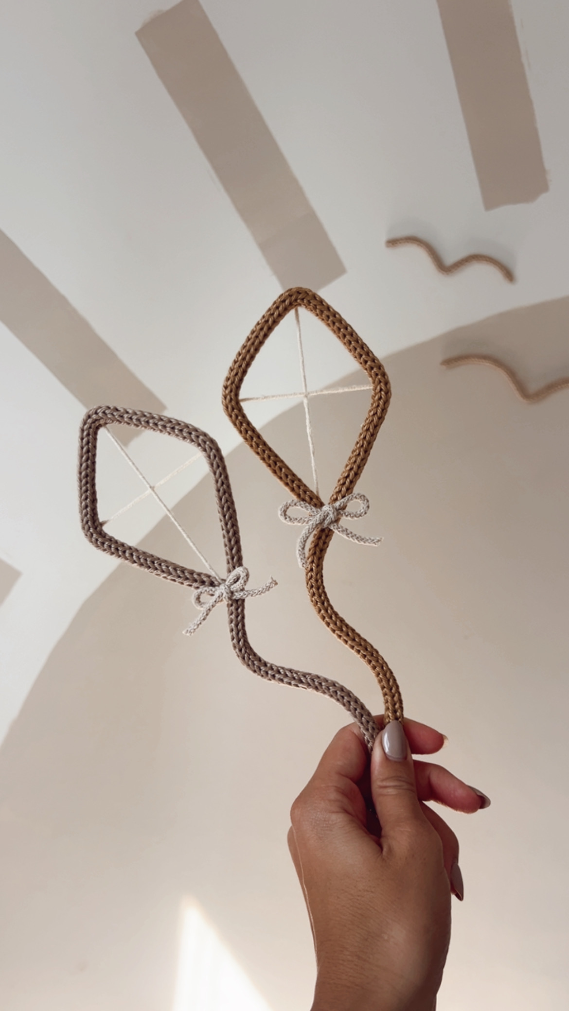 {"eId":"239828301971589","CameraPosition":1}